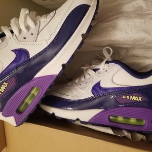 Air max 90 purple and white